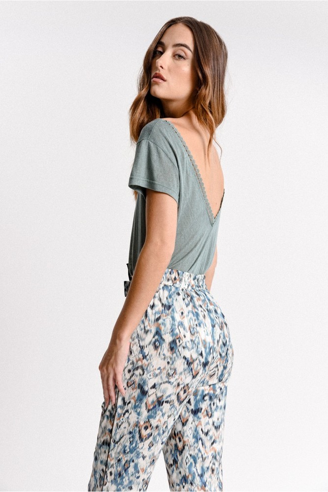 ΠΑΝΤΕΛΟΝΙ ΖΟΥΓΚΛΑ ΤΥΠΩΜΑ