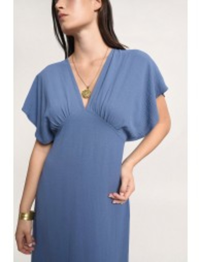 ΦΟΡΕΜΑ ΜΠΛΕ ΑΝΟΙΧΤΟ ΜΑΞΙ