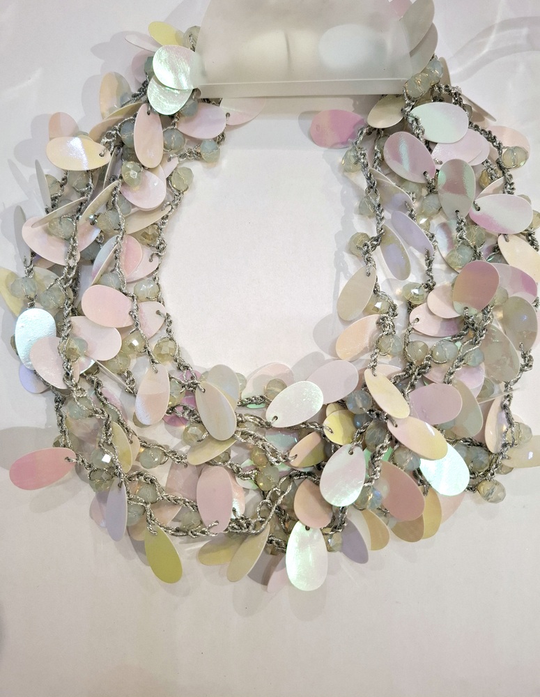 ΚΟΛΙΕ ΑΣΠΡΟ ΙΡΙΔΙΖΟΝ