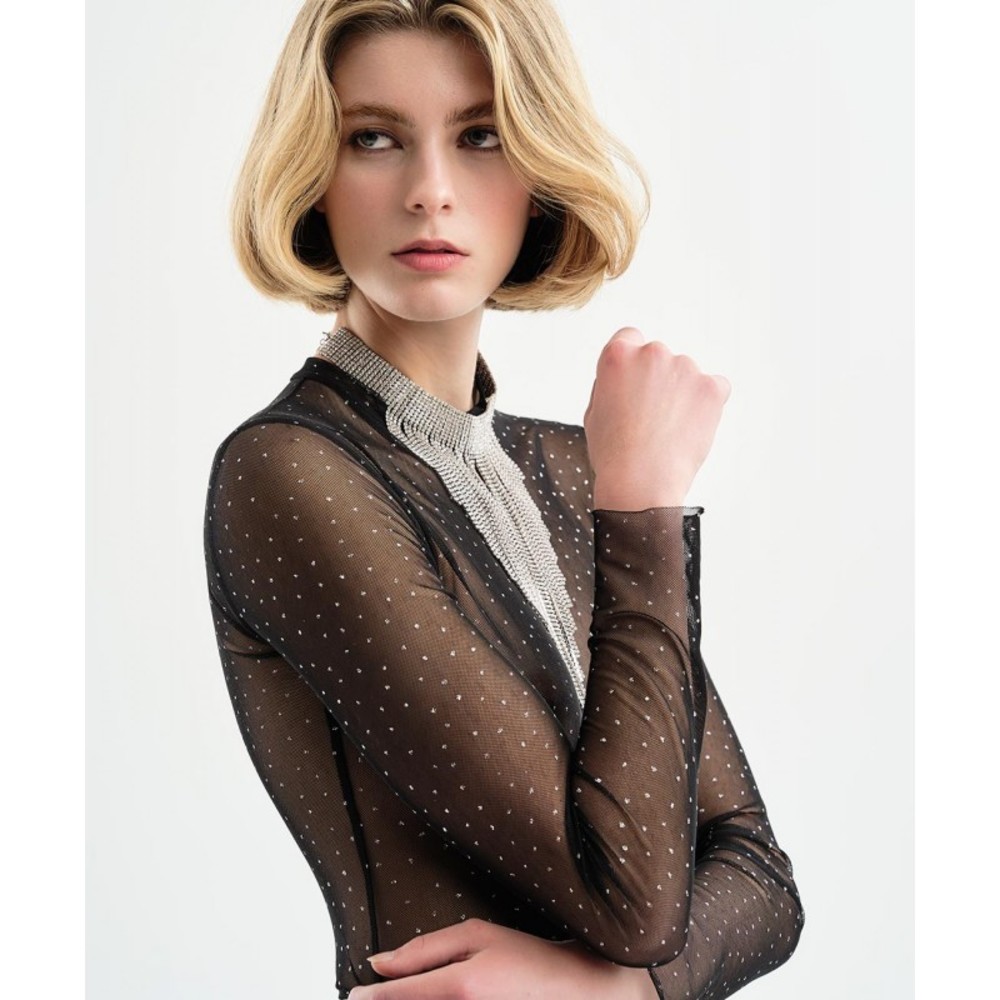 ΜΠΛΟΥΖΑ ΜΕ ΣΤΡΑΣ