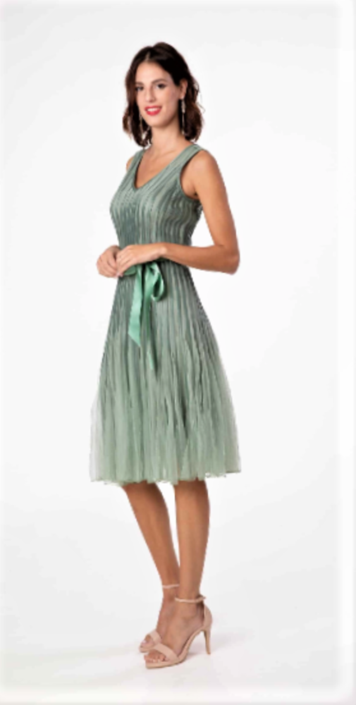 ΦΟΡΕΜΑ ΜΕ ΡΕΛΙΑ ΒΡΑΔΥΝΟ ΣΕ ΦΥΣΤΙΚΙ ΧΡΩΜΑ