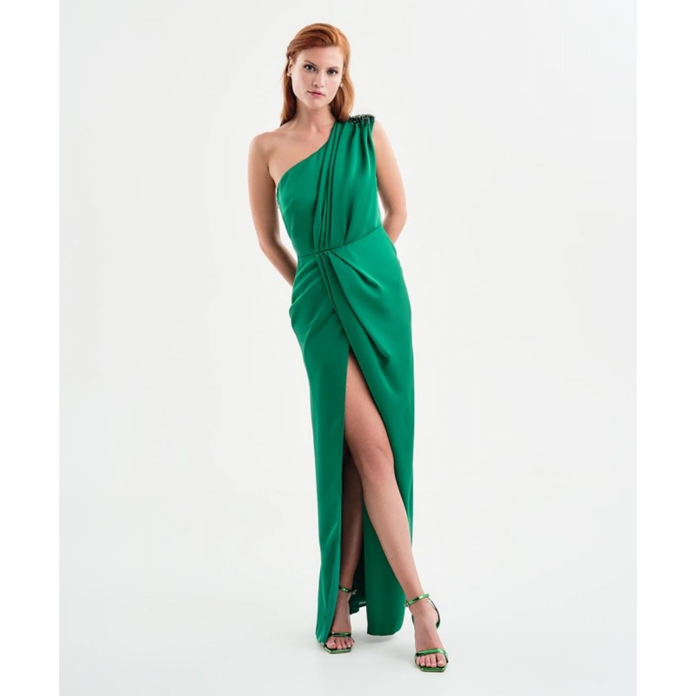 ΜΑΞΙ ΦΟΡΕΜΑ ΜΕ ΕΝΑ ΩΜΟ