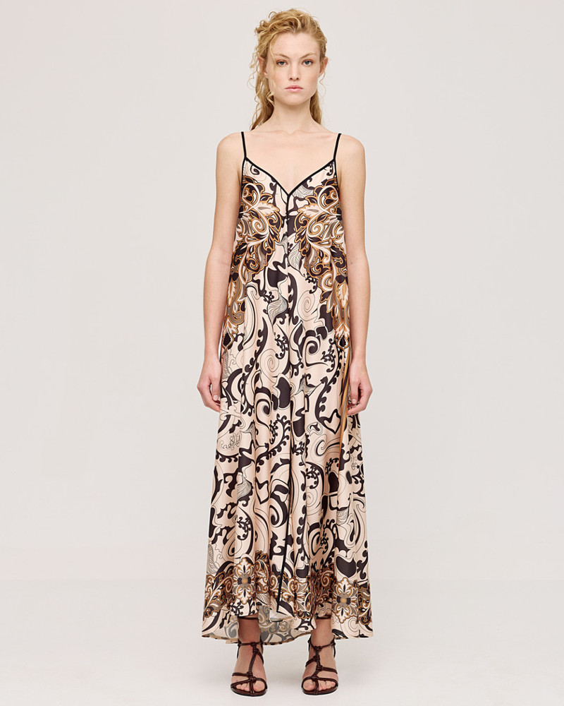 ΦΟΡΕΜΑ ΧΥΤΟ ΜΕ ΤΙΡΑΝΤΑ