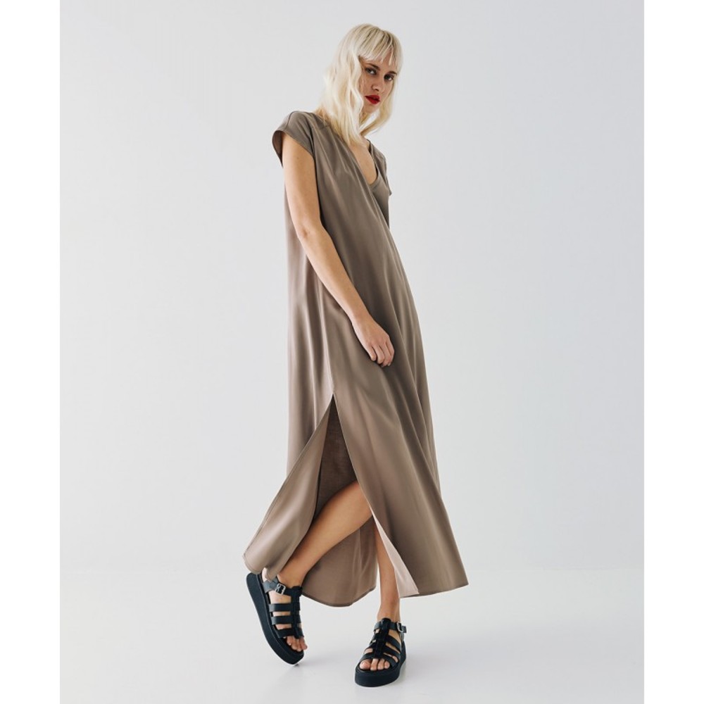 ΦΟΡΕΜΑ ΣΕ ΙΣΙΑ ΓΡΑΜΜΗ