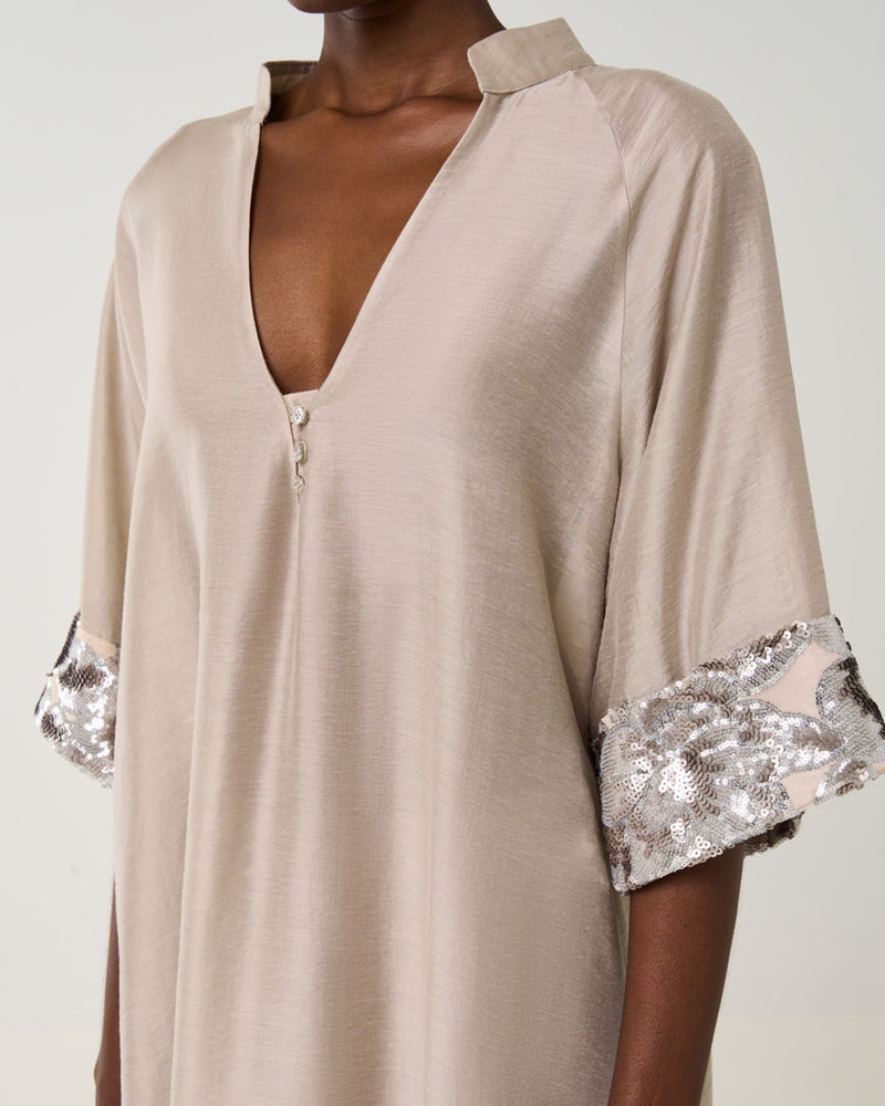 ΚΑΦΤΑΝΙ ΜΑΞΙ ΜΕ  ΠΑΓΙΕΤΑ ΣΤΑ ΜΑΝΙΚΙΑ