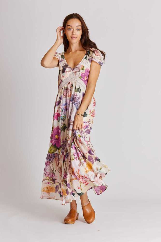 ΦΟΡΕΜΑ ΜΑΞΙ ΜΕ ΛΙΛΑ ΛΟΥΛΟΥΔΙΑ ΚΑΙ ΚΟΝΤΟ ΜΑΝΙΚΙ