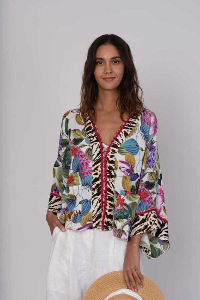 ΖΑΚΕΤΑ ΕΜΠΡΙΜΕ ΜΕ ΦΑΡΔΙΑ ΜΑΝΙΚΙΑ