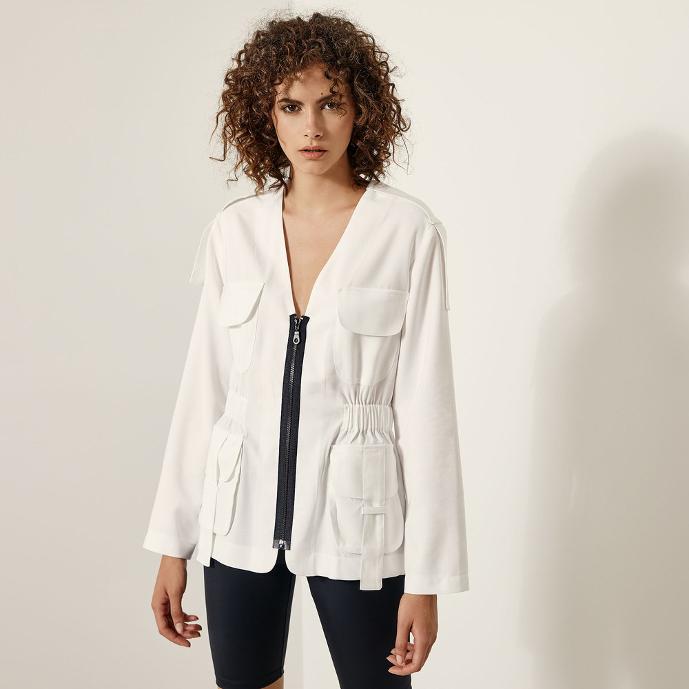 Jacket ασπρο με φερμουάρ και τσεπες